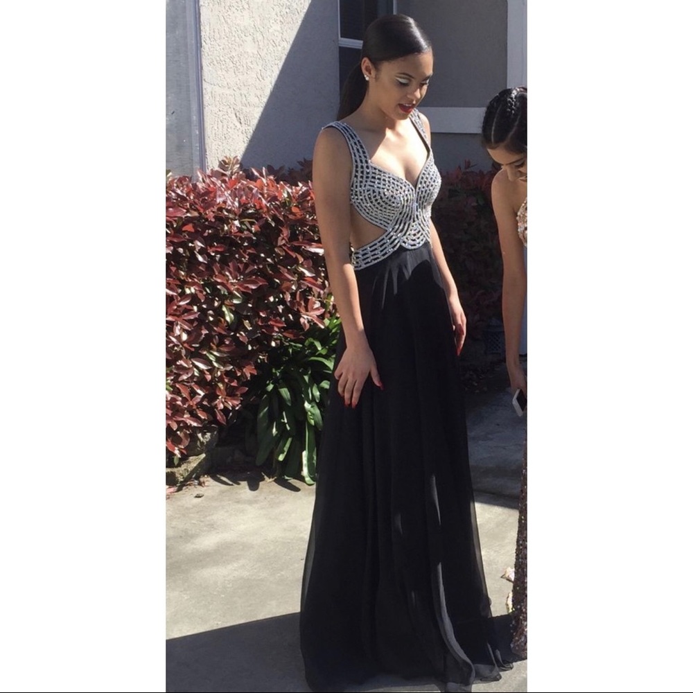 prom dress🌹🖤